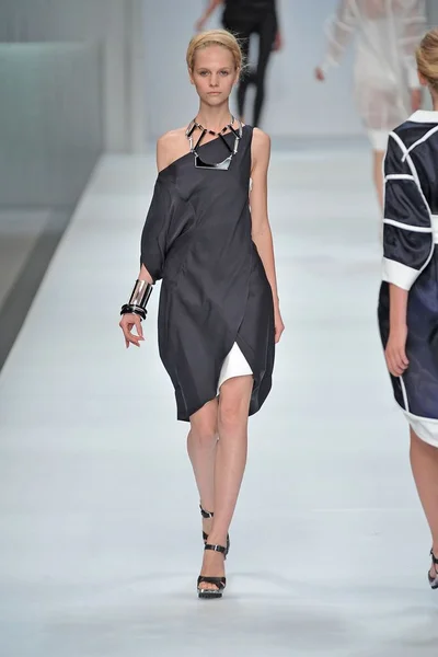 Look 36